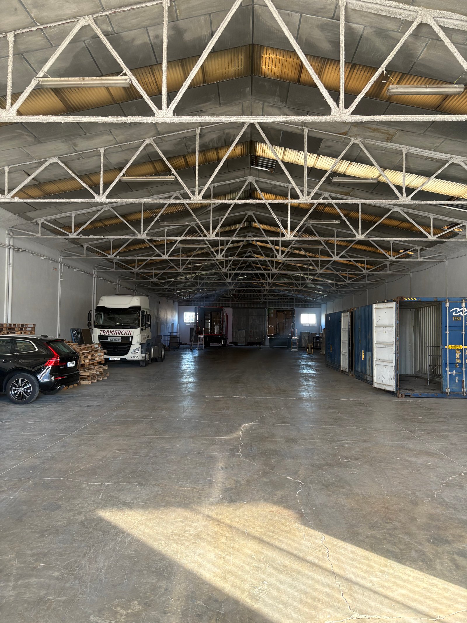 Instalaciones logisticas y carga de contenedor